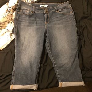 Torrid jean legging crop